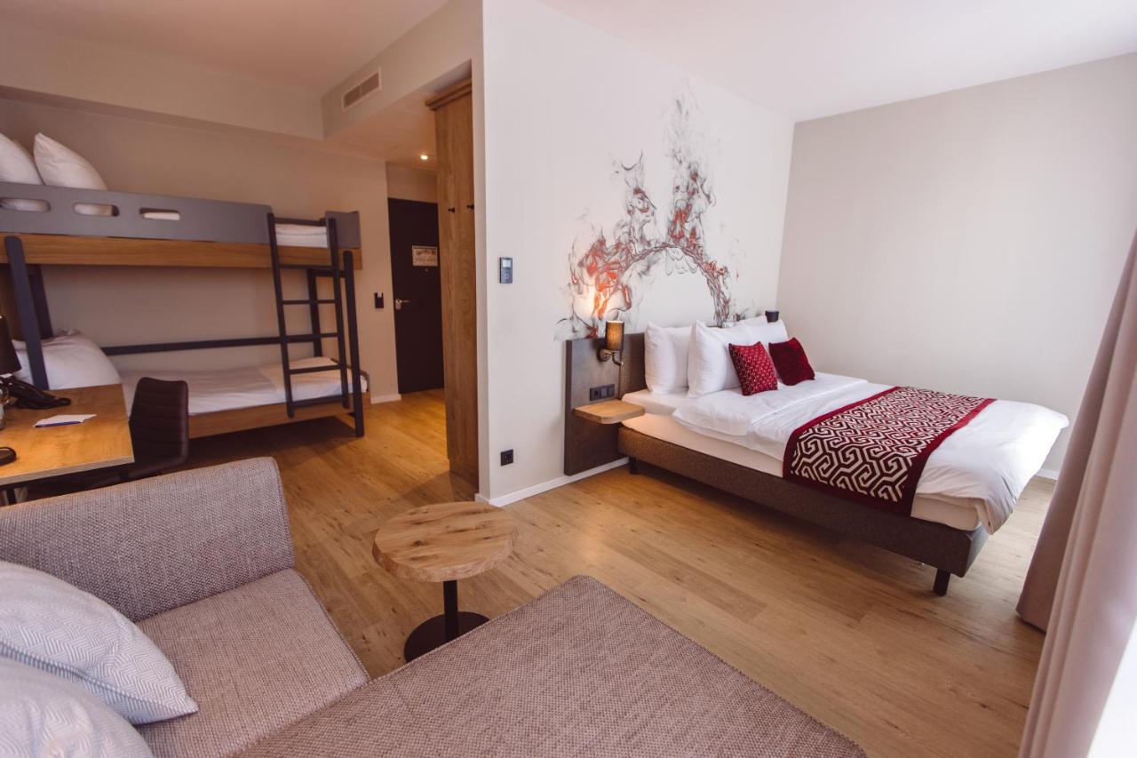 Hotel Libertas Elements Pure Merzhausen Bagian luar foto