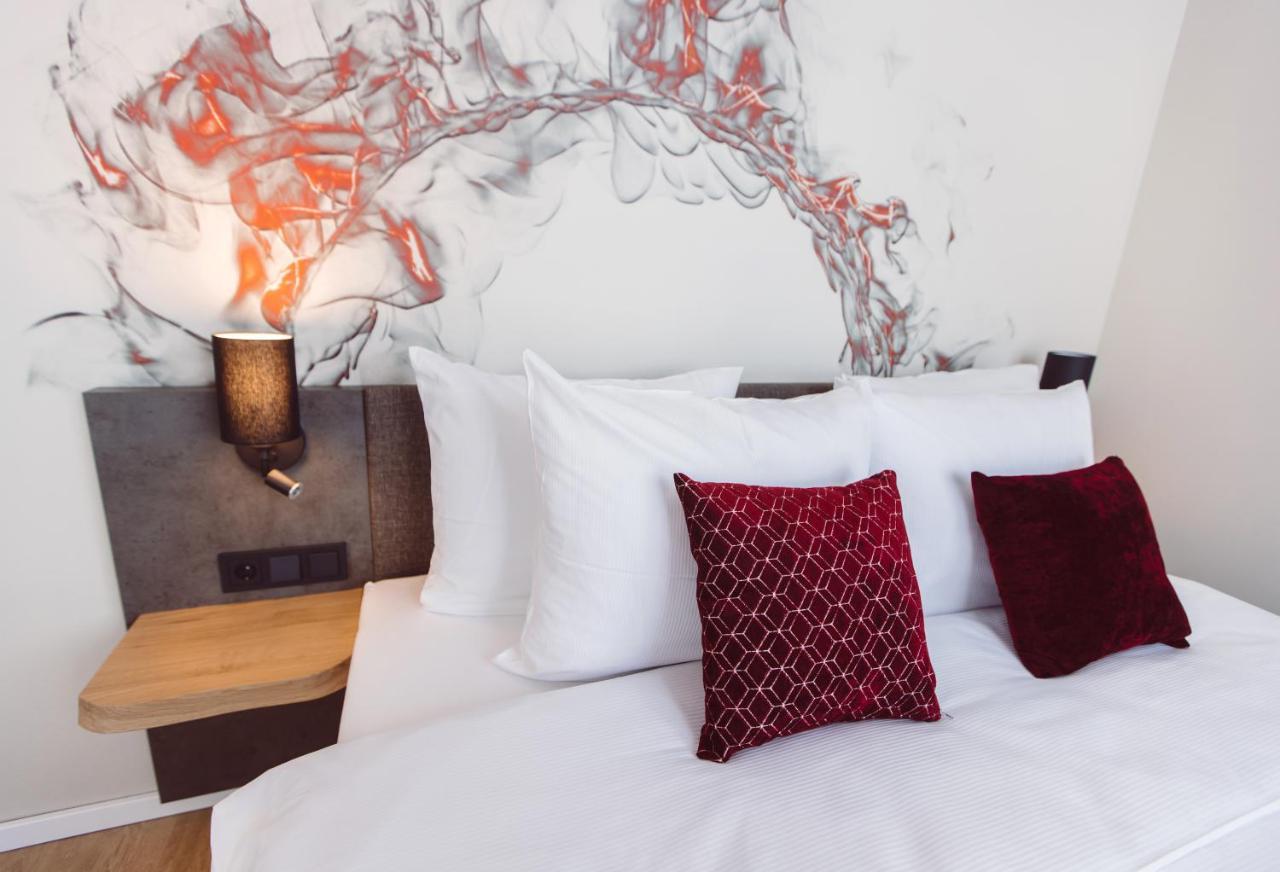 Hotel Libertas Elements Pure Merzhausen Bagian luar foto
