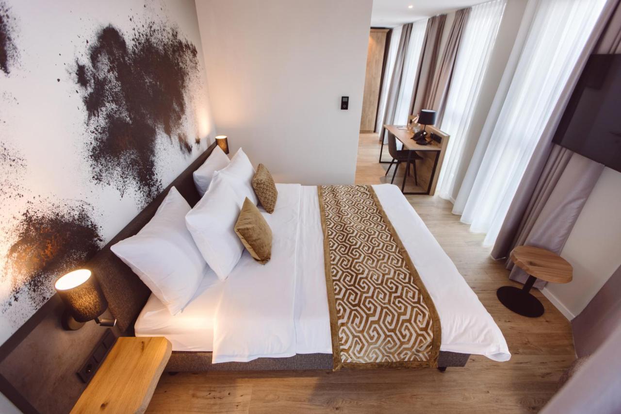 Hotel Libertas Elements Pure Merzhausen Bagian luar foto